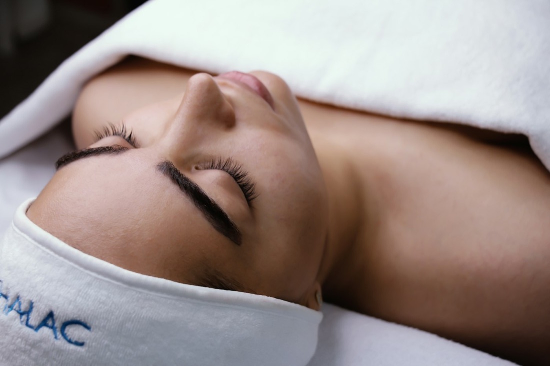 Calm, clean treatment room experience