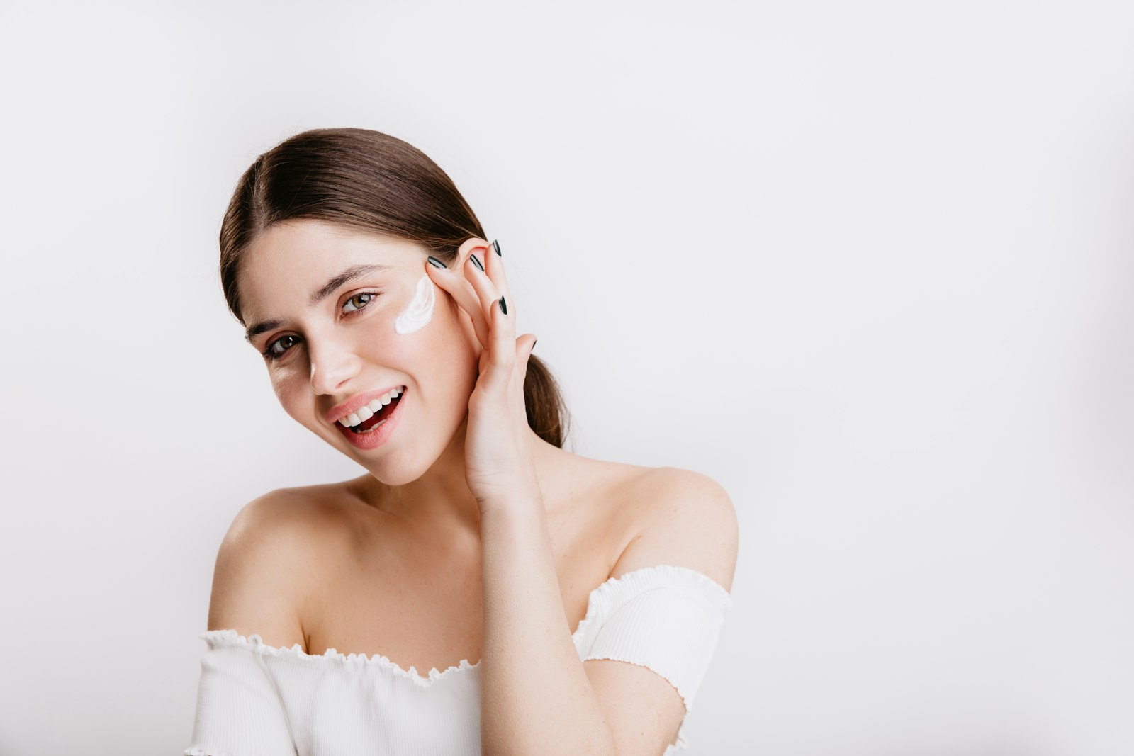 Even, luminous skin tone